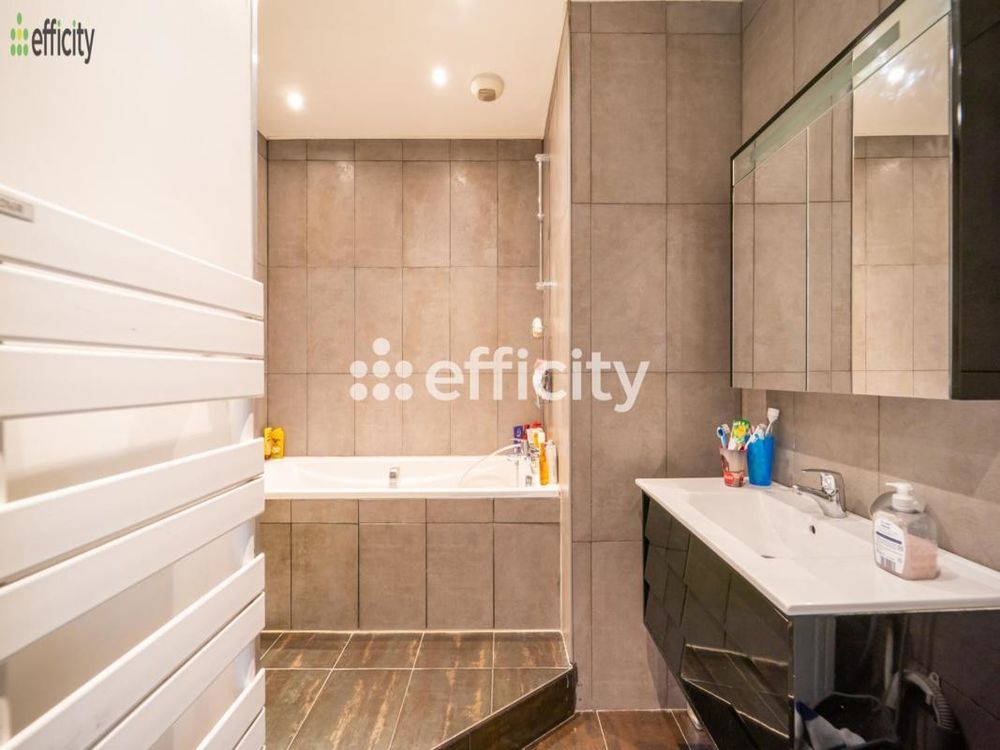 � vendre  Loft Issy-les-Moulineaux (92130)