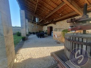  Maison � vendre 9 pi�ces 327 m�