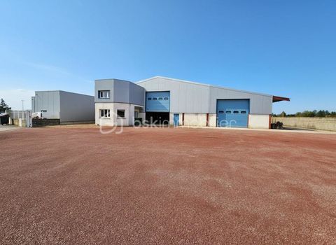 LOCAL D'ACTIVIT&Eacute; 760 m&sup2; SUR + de 2 000 m&sup2; � ACC&Egrave;S SEMI-REMORQUE 520000 42120 Commelle vernay