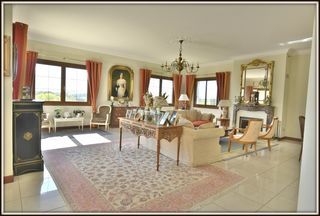  Propri�t�/ch�teau � vendre 7 pi�ces 297 m�