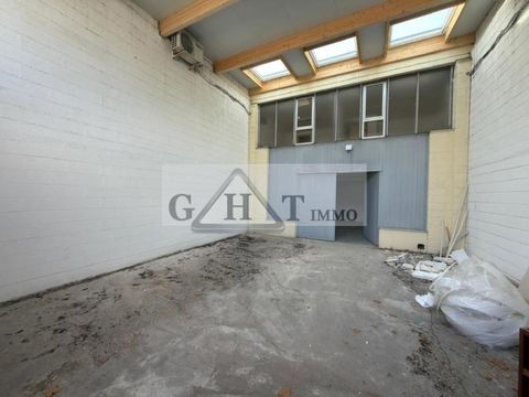 ENTREPOT 170M2 A LOUER BONDOUFLE 1800 91070 Bondoufle