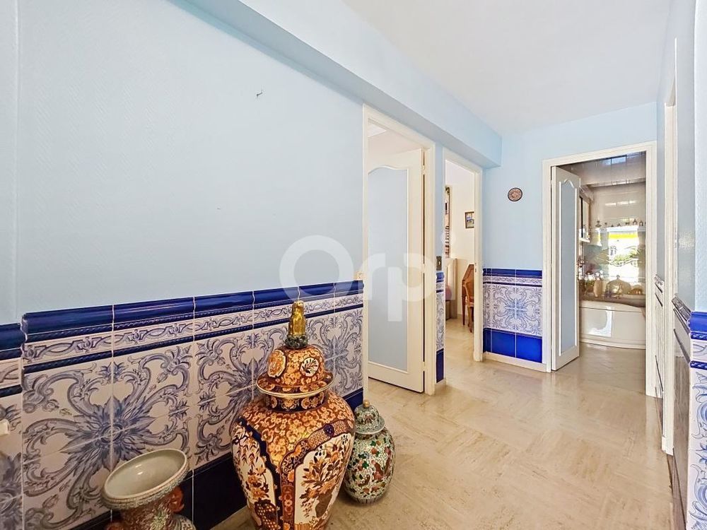 � vendre  Appartement Antibes (06600)