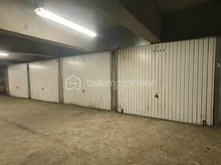  Parking / Garage � vendre 