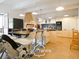  Propri�t�/ch�teau � vendre 10 pi�ces 565 m�