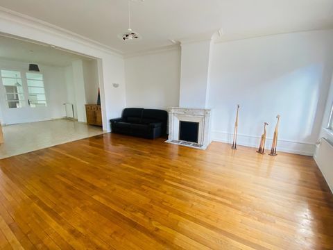   BOHAIN : Maison � vendre 6 pi�ces  (02) Maison - 6 pi�ce(s) - 181 m�