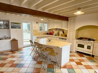  Maison � vendre 10 pi�ces 250 m�