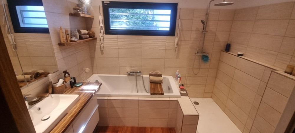 � vendre  Villa Aubagne (13400)