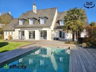  Maison � vendre 10 pi�ces 260 m�