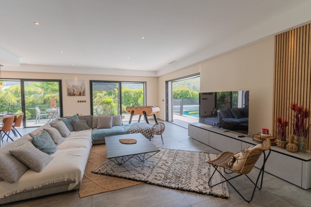 � vendre  Maison Solli�s-Toucas (83210)