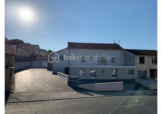  Immeuble � vendre 11 pi�ces 256 m�