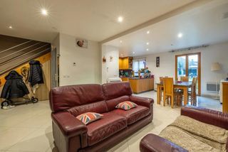  Maison � vendre 5 pi�ces 105 m�