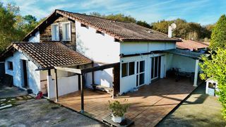  Maison � vendre 7 pi�ces 180 m�