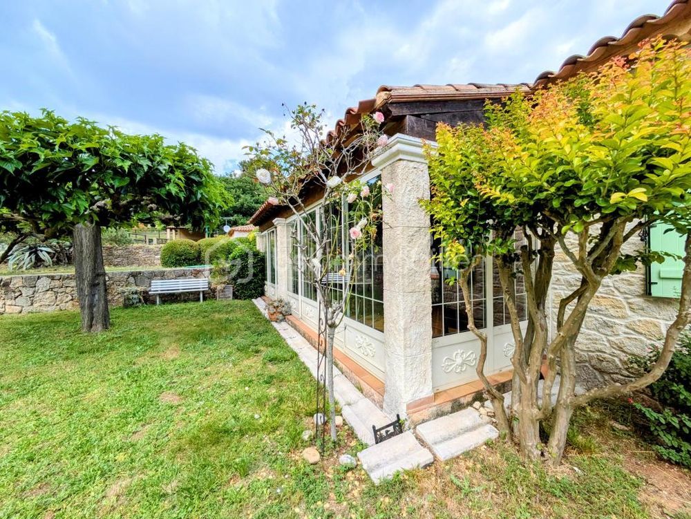 � vendre  Propri�t�/ch�teau Salernes (83690)