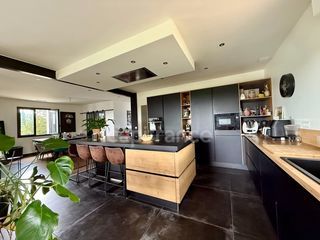  Maison � vendre 7 pi�ces 207 m�