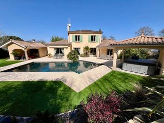  Maison � vendre 6 pi�ces 170 m�