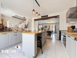  Maison � vendre 5 pi�ces 144 m�