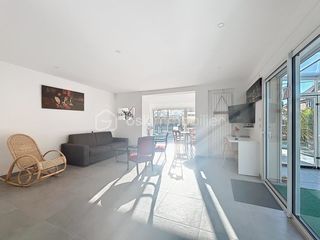  Propri�t�/ch�teau � vendre 7 pi�ces 227 m�