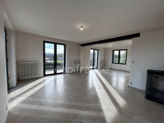  Maison � vendre 5 pi�ces 212 m�