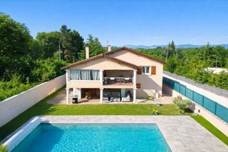  Maison � vendre 8 pi�ces 223 m�