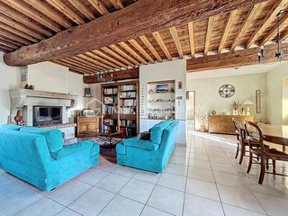  Maison � vendre 8 pi�ces 300 m�