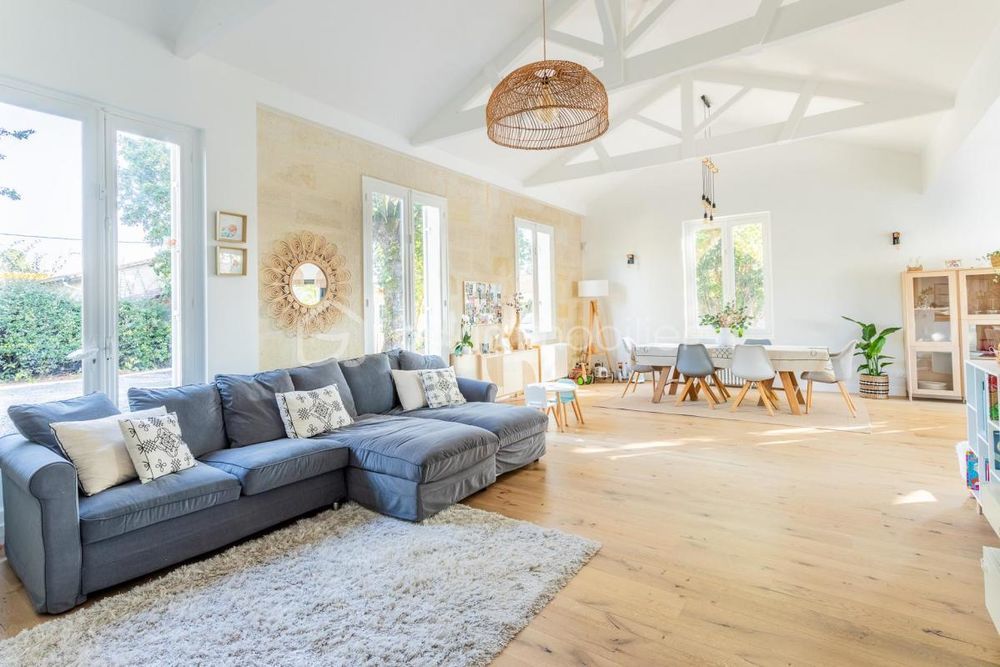 � vendre  Propri�t�/ch�teau M�rignac (33700)