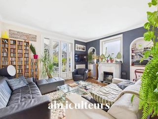  Appartement � vendre 9 pi�ces 230 m�