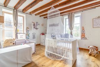  Propri�t�/ch�teau � vendre 10 pi�ces 180 m�