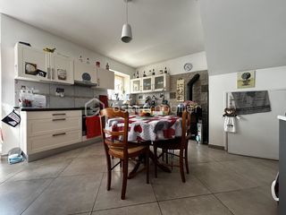  Appartement � vendre 3 pi�ces 69 m�