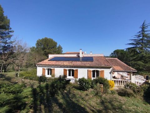   Maison Ponteves 188 m2 avec grande piscine et  grand sous sol de 145 m2 Maison - 7 pi�ce(s) - 188 m�