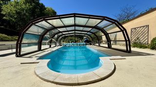  Maison � vendre 10 pi�ces 243 m�