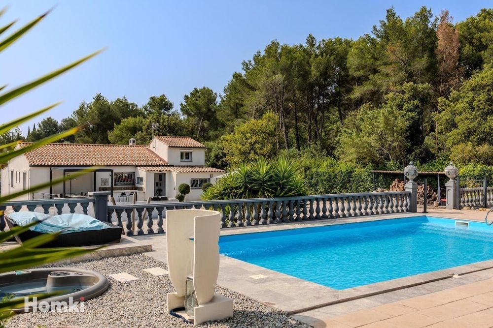 � vendre  Maison �venos (83330)