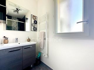  Appartement � vendre 4 pi�ces 82 m�