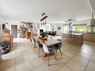  Maison � vendre 6 pi�ces 192 m�