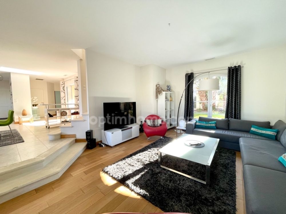 � vendre  Maison Aigues-Mortes (30220)