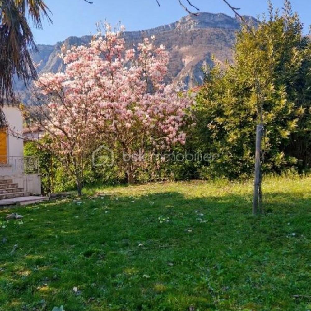 � vendre  Maison Saint-Ismier (38330)