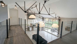  Propri�t�/ch�teau � vendre 7 pi�ces 260 m�