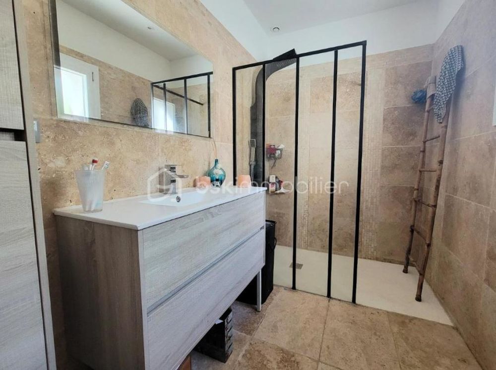 � vendre  Villa Six-Fours-les-Plages (83140)