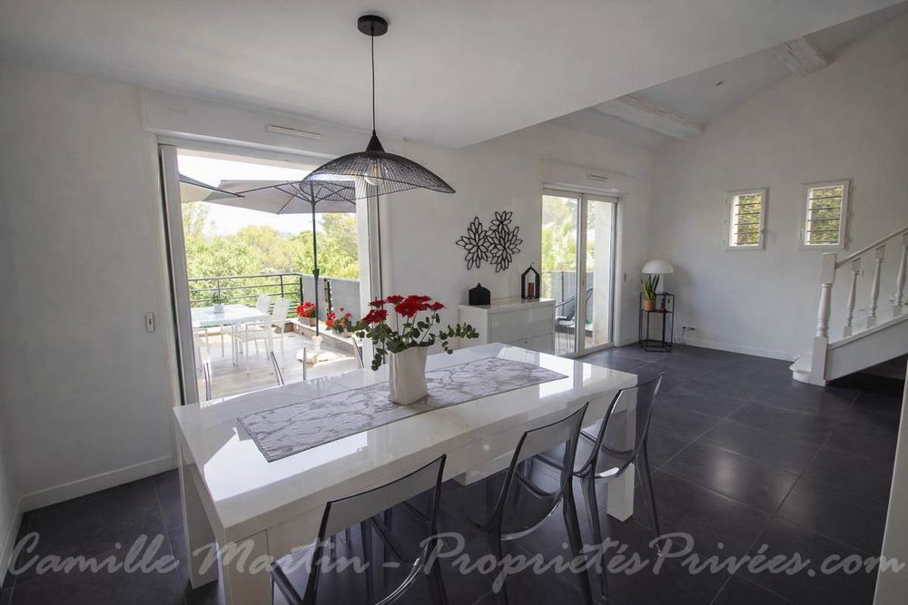 � vendre  Villa Saint-Rapha�l (83700)