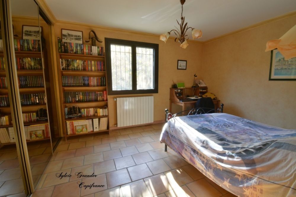 � vendre  Maison Grans (13450)