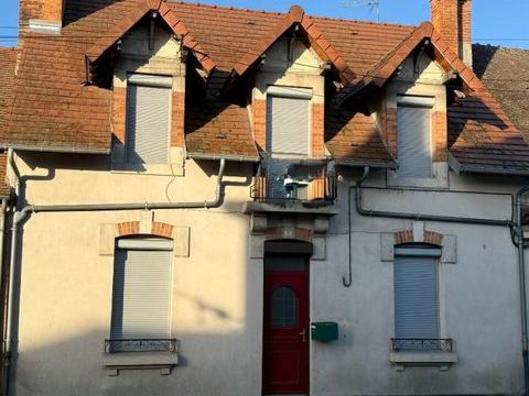   Maison Bessay Sur Allier 8 pi�ce(s) 142 m2 Maison - 8 pi�ce(s) - 142 m�