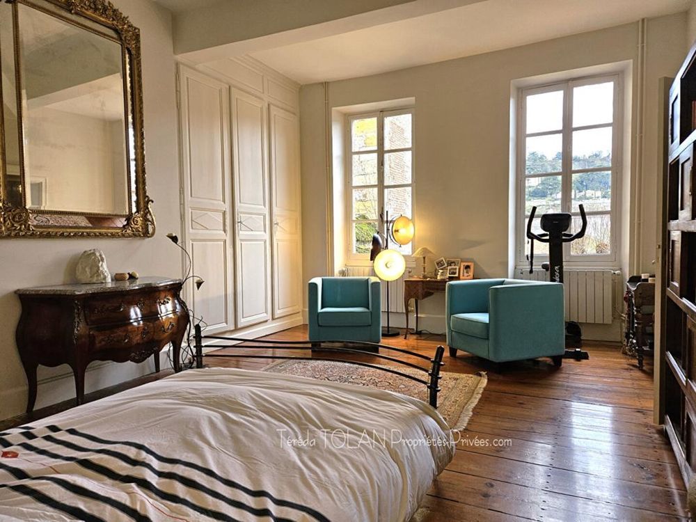 � vendre  Propri�t�/ch�teau Agen (47000)