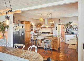  Maison � vendre 6 pi�ces 295 m�