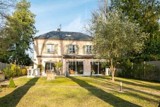  Maison � vendre 8 pi�ces 250 m�