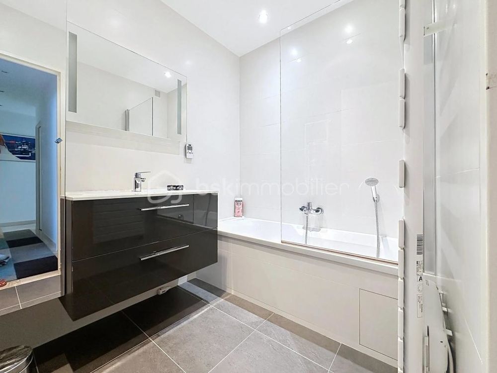 � vendre  Appartement Mandelieu-la-Napoule (06210)