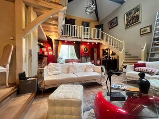  Maison � vendre 6 pi�ces 212 m�