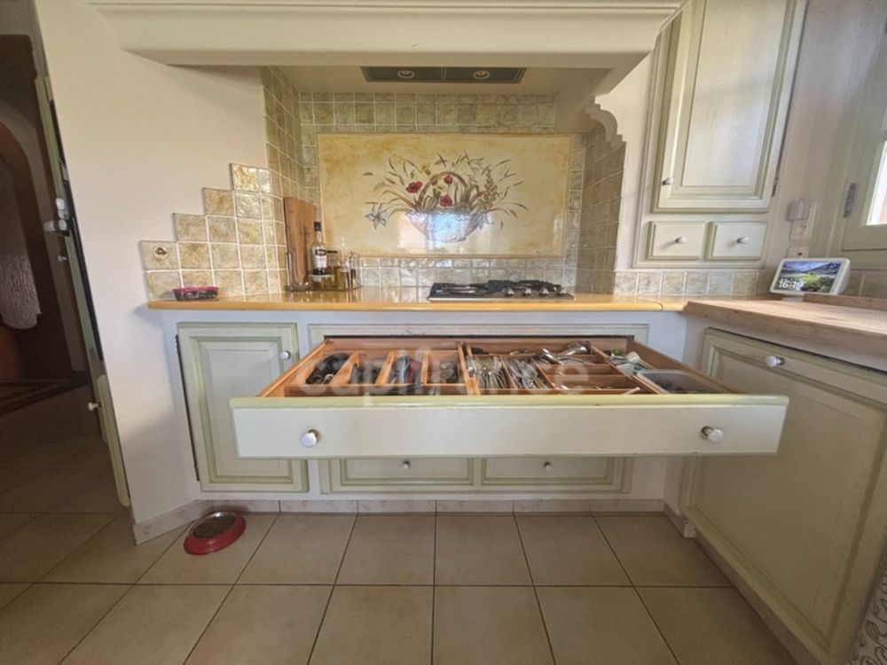 � vendre  Maison Cagnes-sur-Mer (06800)