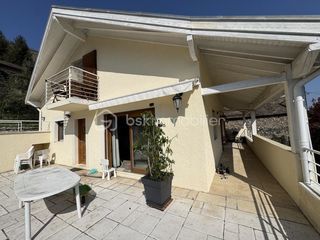  Maison � vendre 8 pi�ces 190 m�