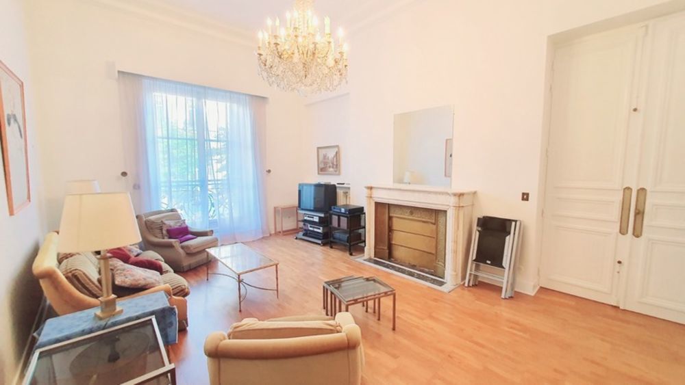 � vendre  Appartement Paris 8