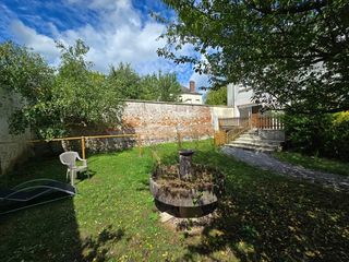  Immeuble � vendre 10 pi�ces 210 m�