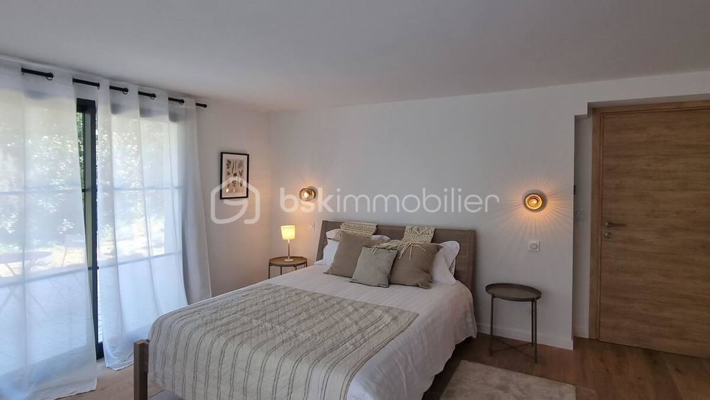 � vendre  Villa Grimaud (83310)